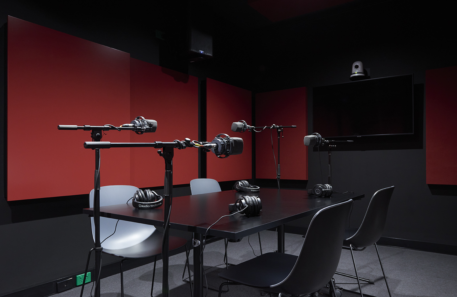City of Sydney Creative Studios (CoSCS) – Brand X